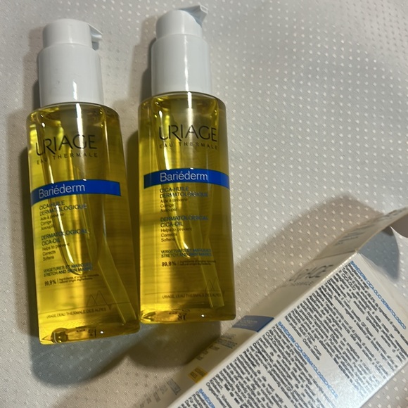 2x Uriage BARIEDERM Dermatological CICA-OIL 105ml Massage Oil Scars Stretch Mark - Picture 3 of 3